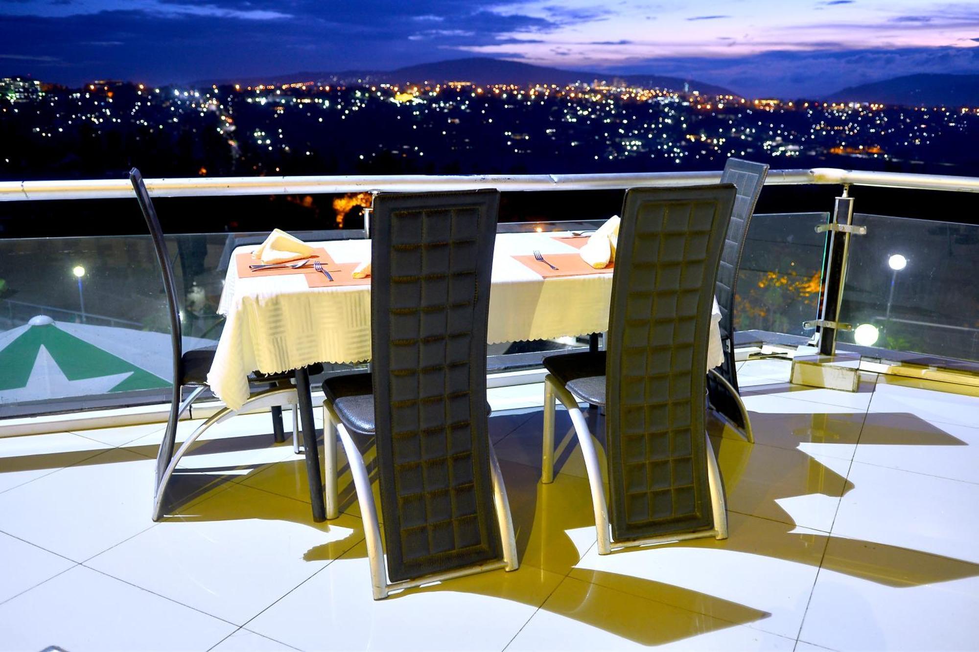 The Manor Hotel Kigali Eksteriør billede